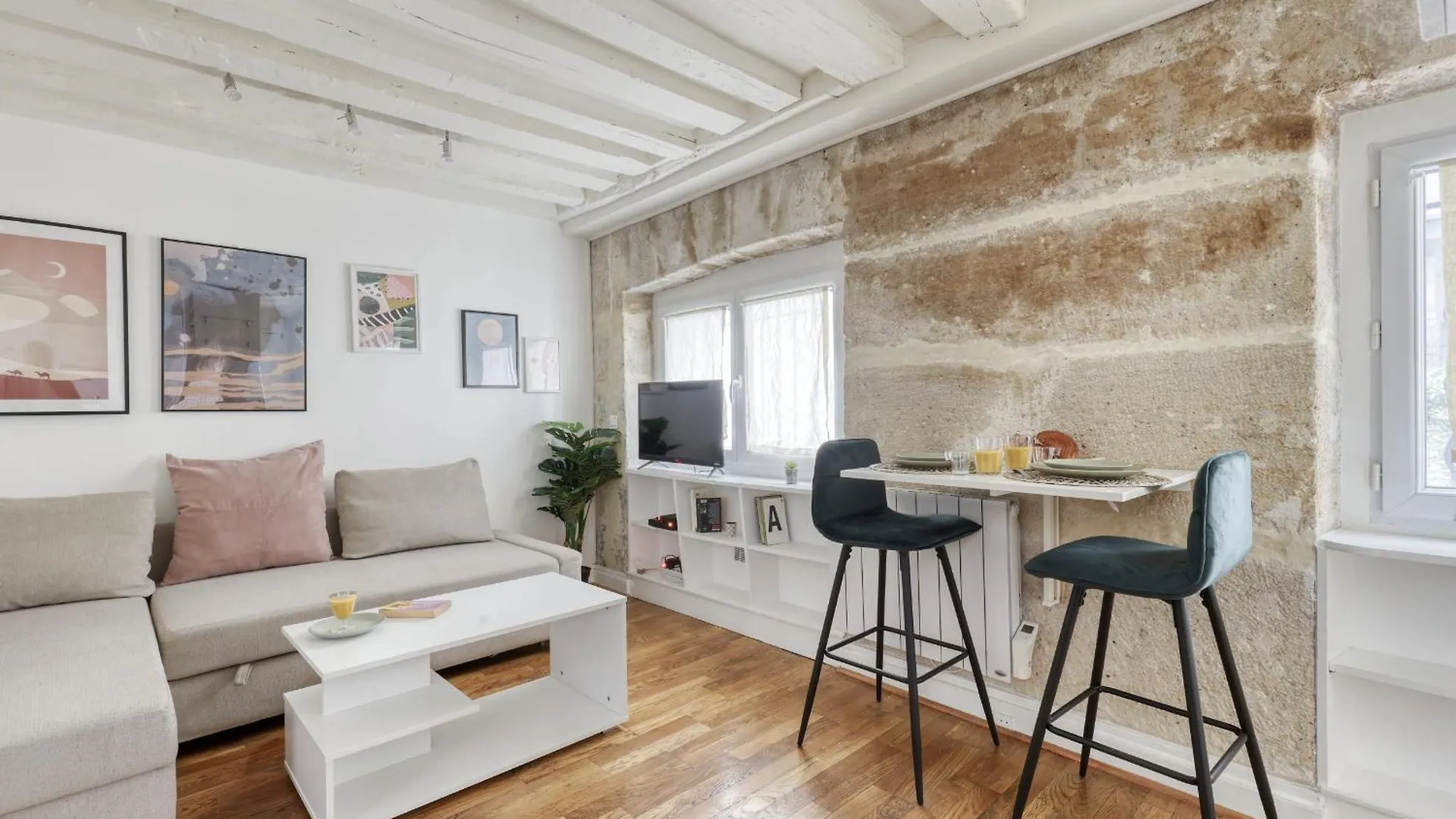 Apartment Warm & Cozy T2 In The Heart Of 02