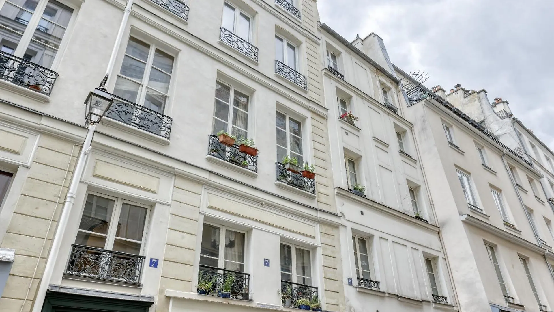 Warm & Cozy T2 In The Heart Of 02 * Paris